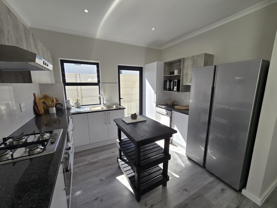 To Let 3 Bedroom Property for Rent in Haasendal Western Cape